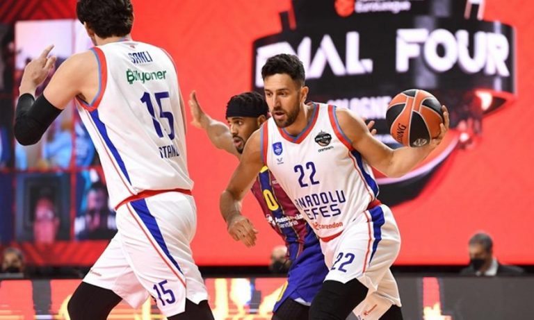 Μίτσιτς και Λάρκιν έστεψαν πρωταθλήτρια Ευρώπης την Εφές!