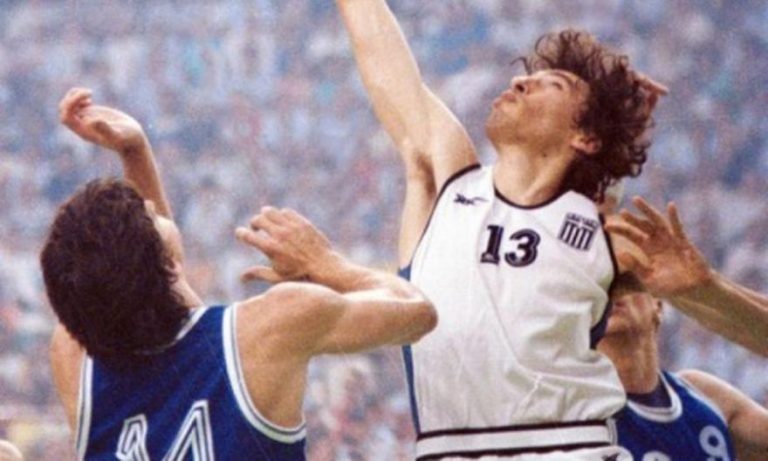 ΑΠΑΝΤΗΣΗ ΦΑΣΟΥΛΑ: «Δεν πίστευα ποτέ ότι το 87′ θα σου άφηνε τέτοια συμπλέγματα»