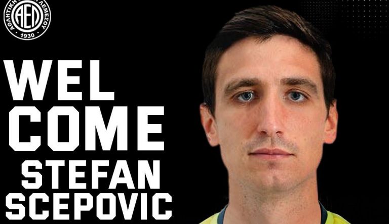 «Γαλαζοκίτρινος» ο Στέφαν Τσέποβιτς!