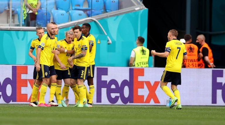 ΣΟΥΗΔΙΑ 3-2 ΠΟΛΩΝΙΑ: Ο «Λέβα» το πάλεψε αλλά…
