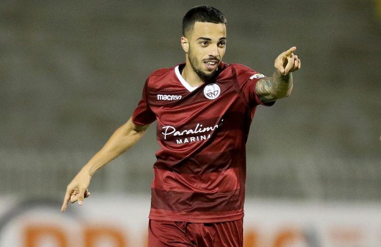 ΕΝΠ για Θεοδώρου: «Παράνομη και καταχρηστική η ρήτρα!»