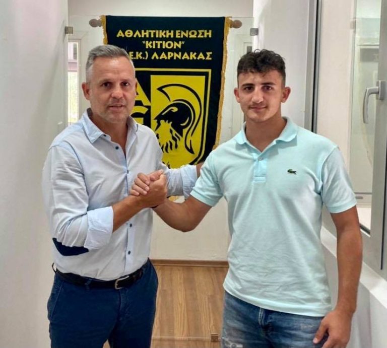 ΑΕΚ: Ανακοίνωσε Σιαθά και Γκαρσία!