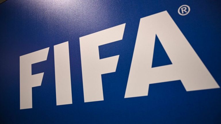 Η FIFA απειλεί με ban τις ομάδες που δεν θα αφήσουν τους παίκτες τους να αγωνιστούν με τις εθνικές!