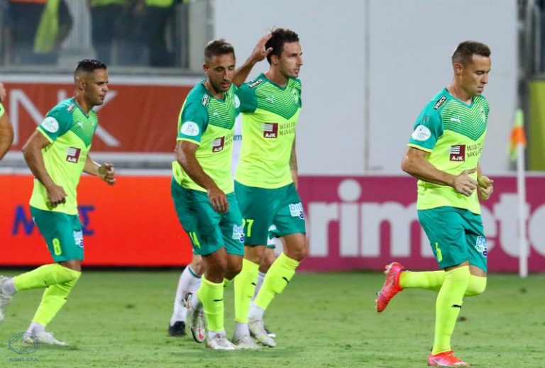 Νίκες για ΑΕΚ και Δόξα!