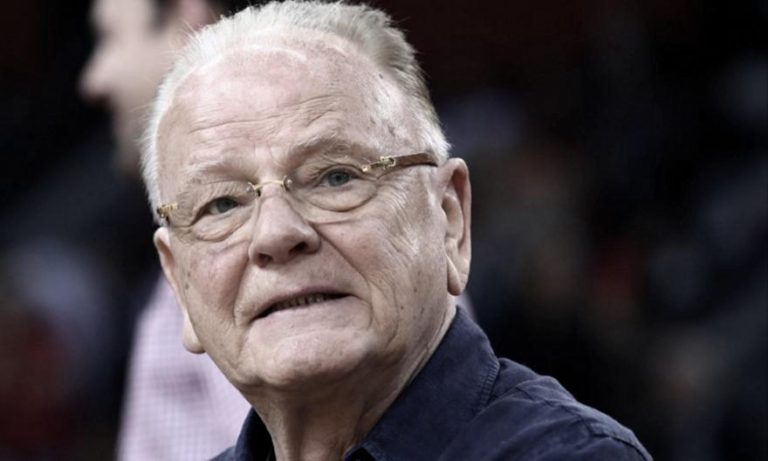 «Έφυγε» ο Ντούσαν Ίβκοβιτς