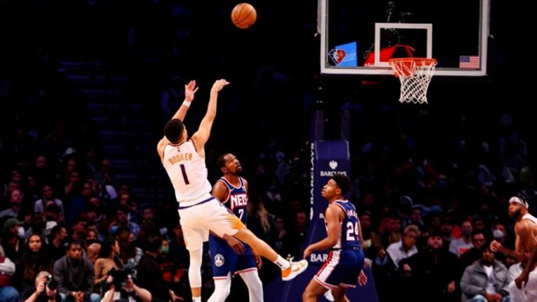 Ασταμάτητοι Σανς πάτησαν και τους Νετς – Στο Μαϊάμι το ντέρμπι της Ανατολής