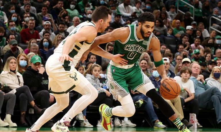 Πάλεψαν στη Βοστώνη αλλά έχασαν χωρίς Γιάννη οι Μπακς