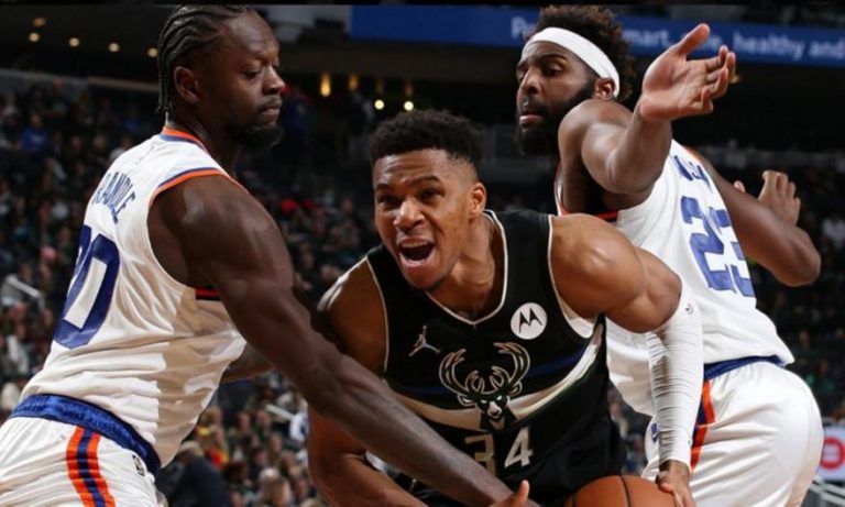 Ήττα στην έδρα τους από τους Νικς για τους Μπακς