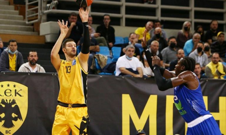 Αποσύρει το «13» του Γέλοβατς η ΑΕΚ