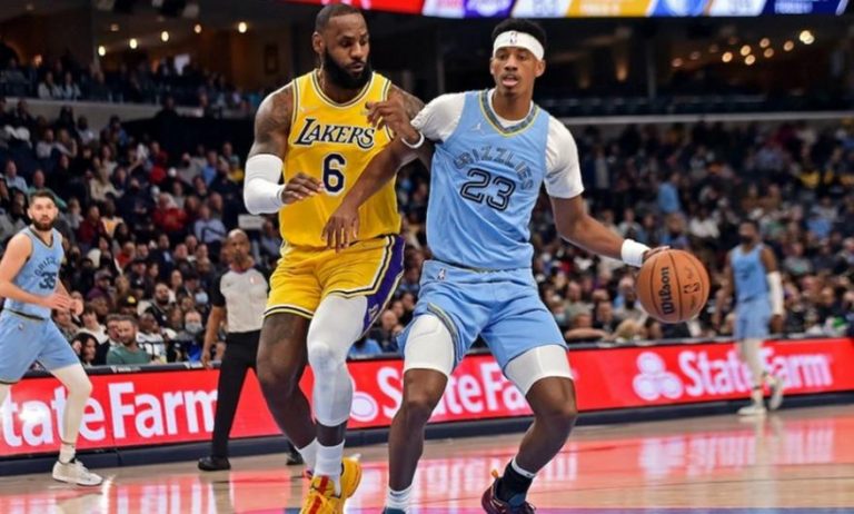 Φοβεροί Γκρίζλις, «καθάρισαν» τους Λέικερς