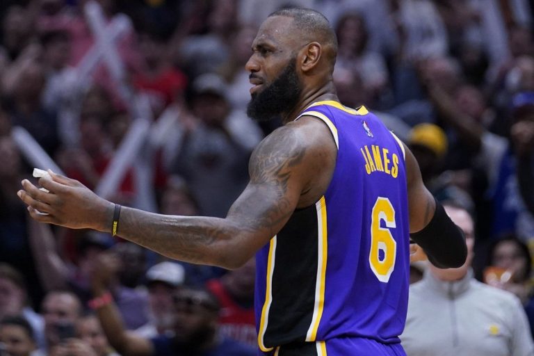 Ο ΛεΜπρόν συνεχίζει να σπάει τα ρεκόρ στα 37 του χρόνια