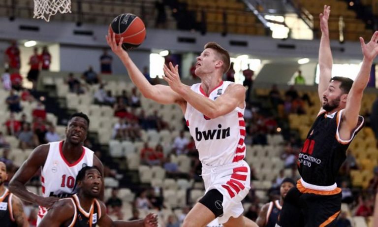 Μπήκε φουριόζος στα ημιτελικά ο Ολυμπιακός!