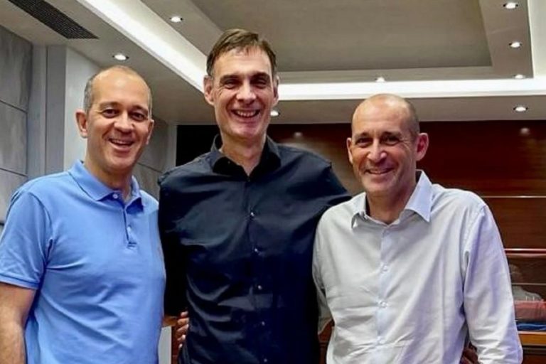 Στον Ολυμπιακό ο Μπαρτζώκας έως το 2025