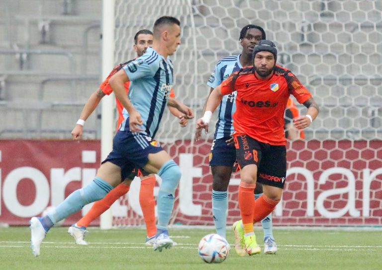 Βαριά ήττα για το ΑΠΟΕΛ…