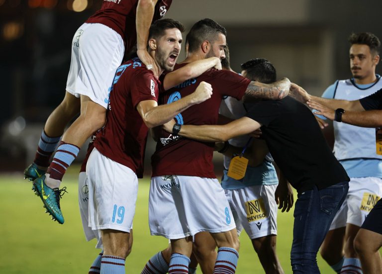 Βυσσινί απόδραση με Ρουσιά!