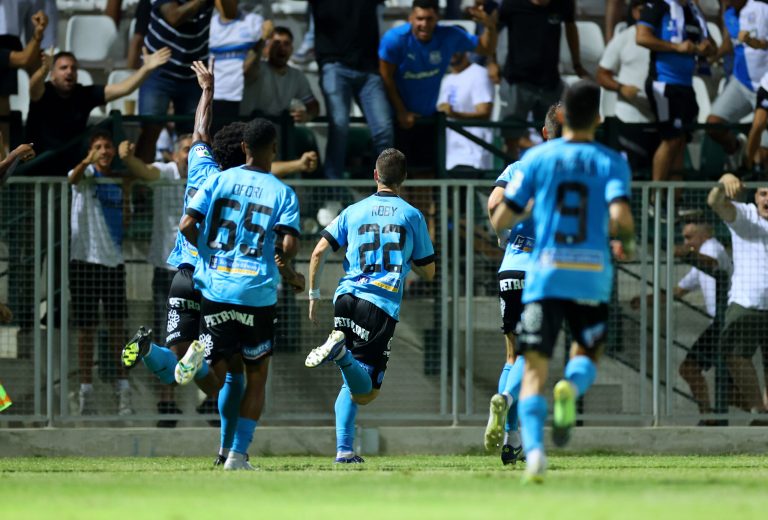 Δεύτερη νίκη με Ρομπέρζ!