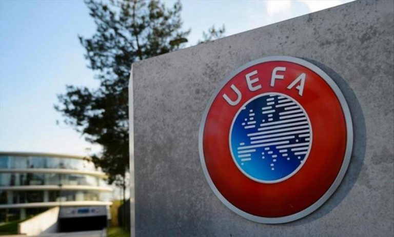 Επιστρέφουν οι όρθιοι οπαδοί στις εξέδρες